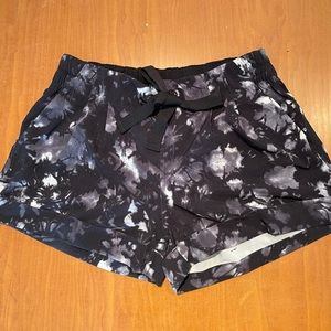 Women’s lulu shorts
